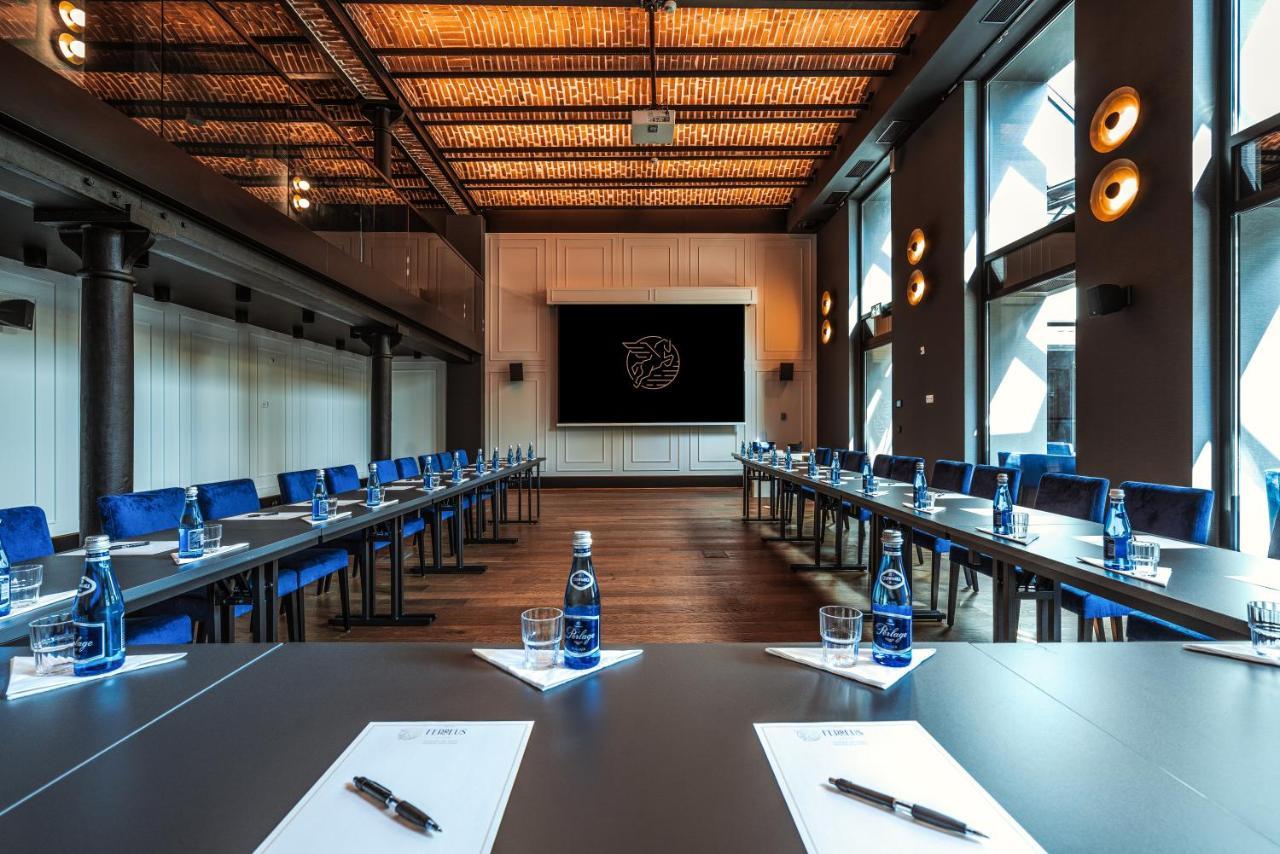 Hotel Ferreus Modern Art Deco Краков Экстерьер фото The meeting room of the World Trade Center